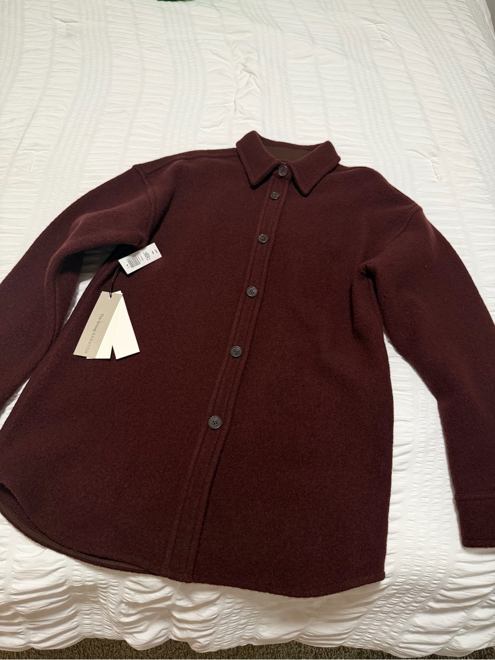 aritzia pelli shirt size medium, rich mocha brown